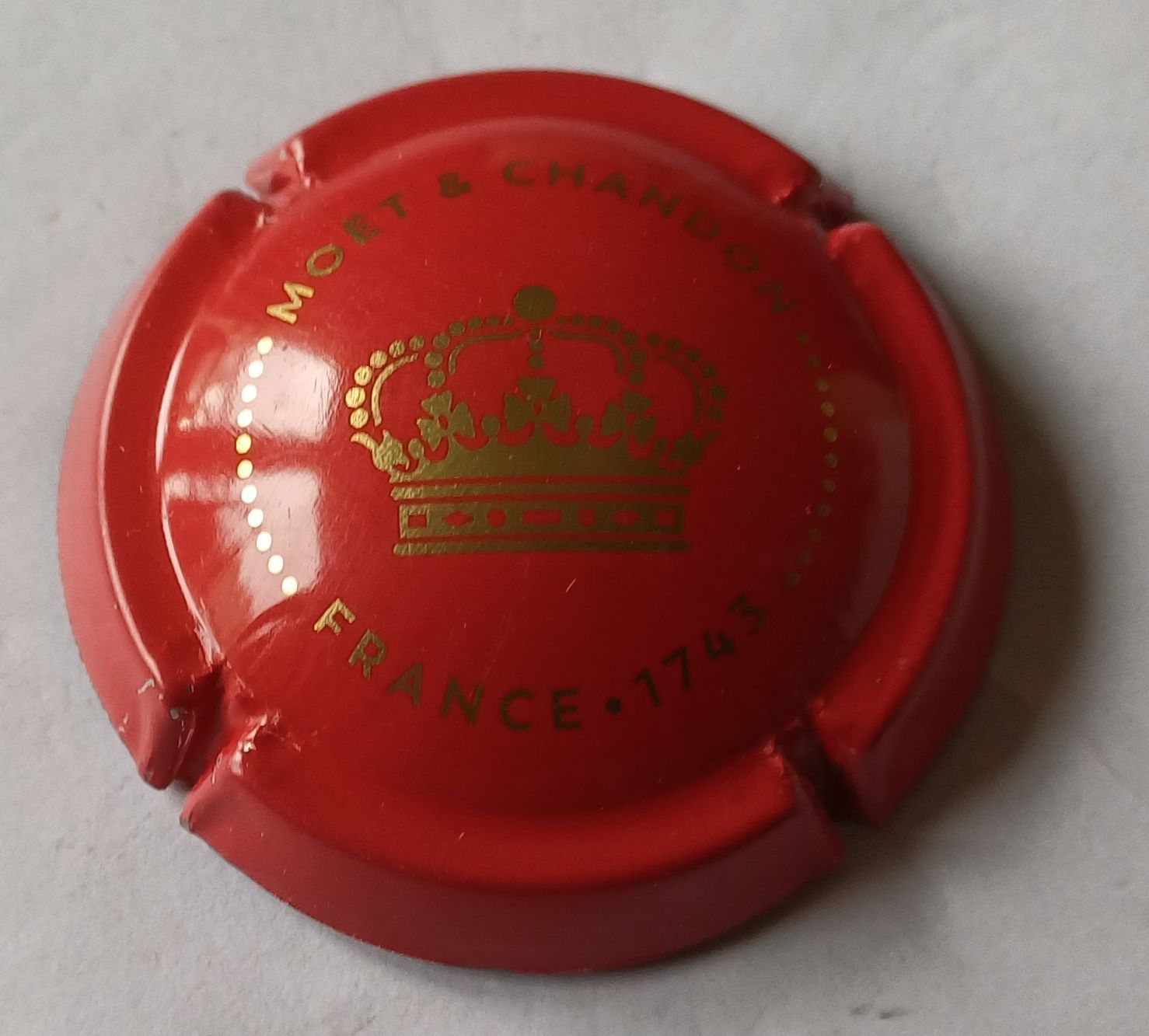 NABUDOCONOSOR MOET ET CHANDON COURONNE REF N°246d NEWS