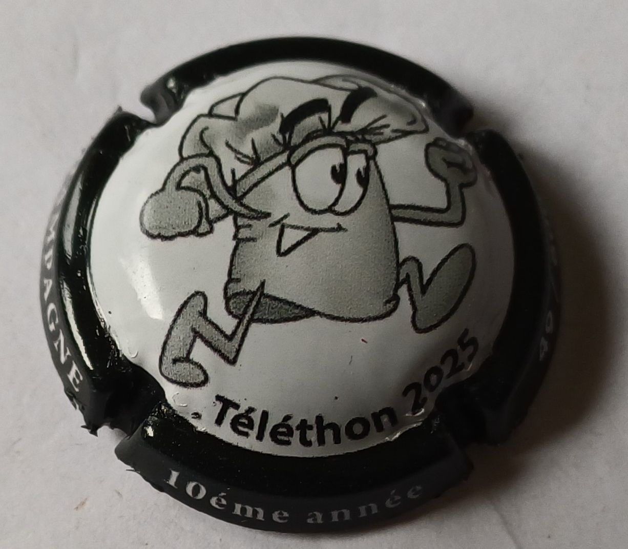 BELLE CAPSULE CHAMPAGNE PIOT CHARLENE TELETHON 2025 600EX NEWS