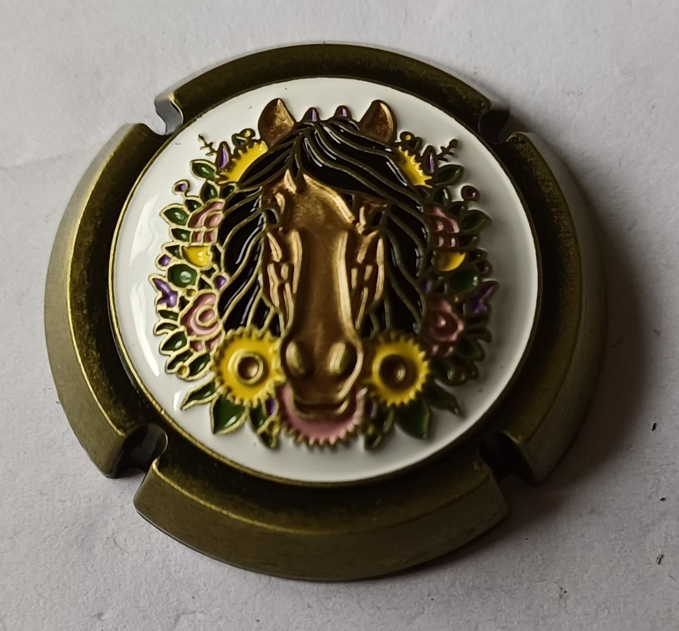 BELLE CAPSULE CHAMPAGNE BIJOU VIGIER PERROT CHEVAL 160EX 2025 BRONZE NEWS