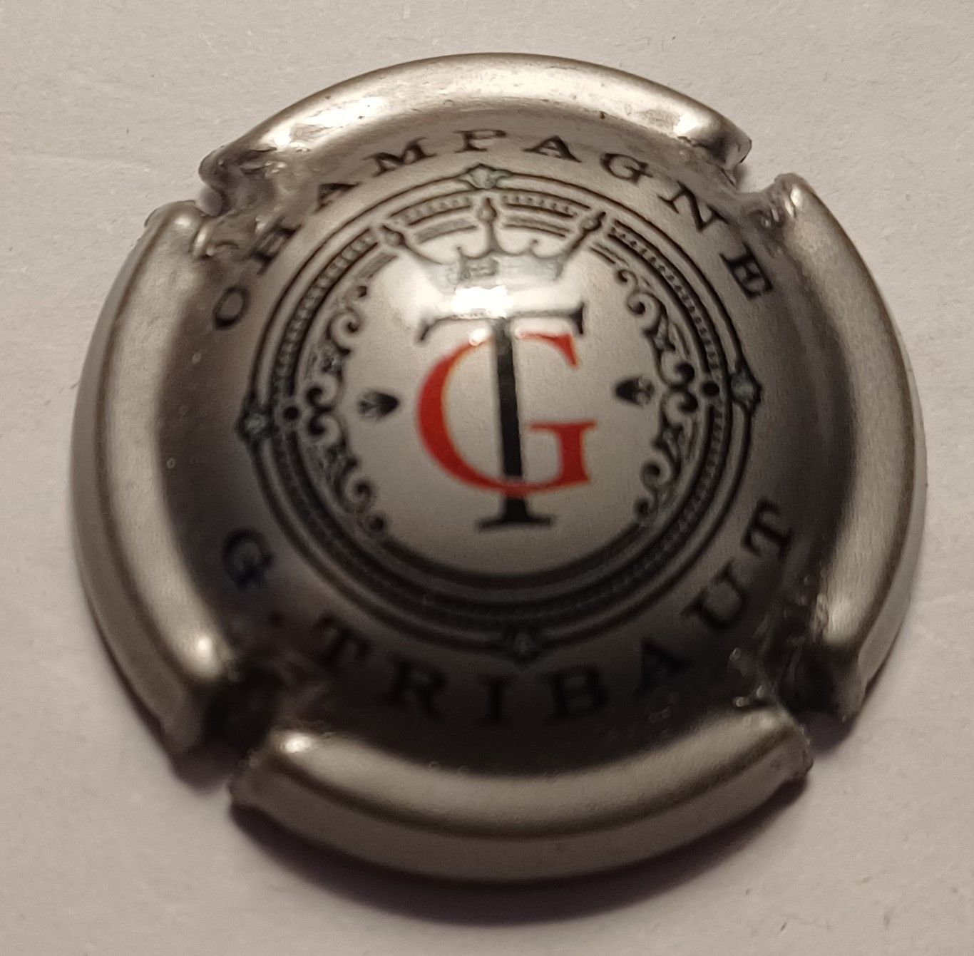 BELLE CAPSULE CHAMPAGNE TRIBAUT.G REF N°17n NEWS