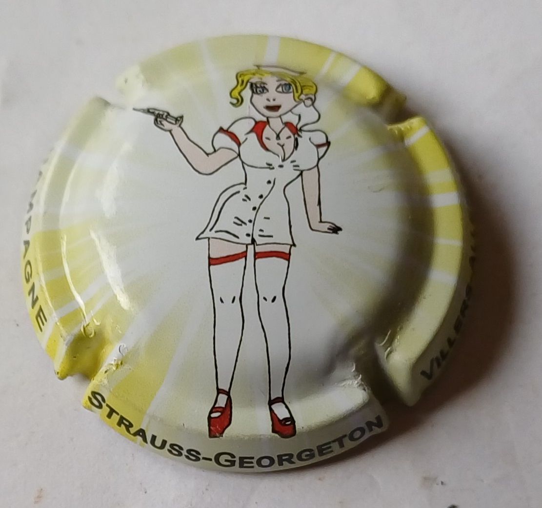 BELLE CAPSULE CHAMPAGNE STRAUSS GEORGETON LES INFIRMIERES REF N°32 NEWS