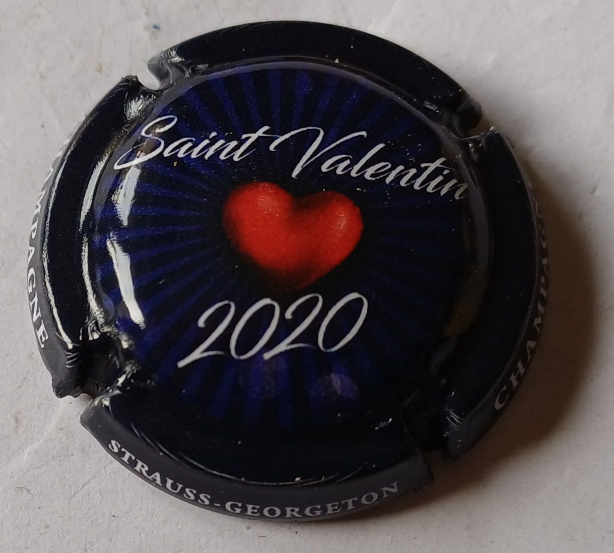 BELLE CAPSULE CHAMPAGNE STRAUSS GEORGETON SAINT VALENTIN 2020 REF N °44 NEWS