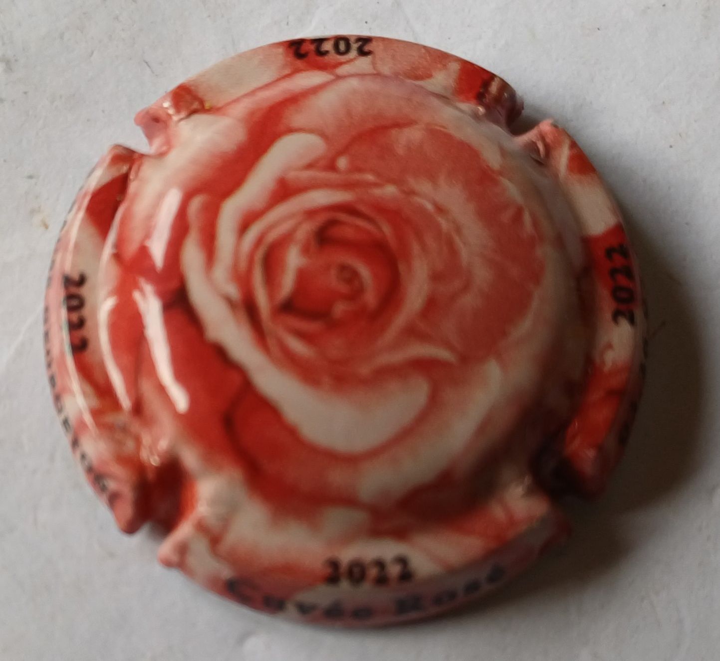 BELLE CAPSULE CHAMPAGNE STRAUSS GEORGETON ROSE 2022  REF N° 56d NEWS