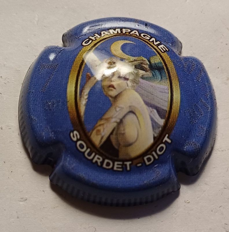 BELLE CAPSULE CHAMPAGNE SOURDET DIOT 2017 REF N°19d NEWS