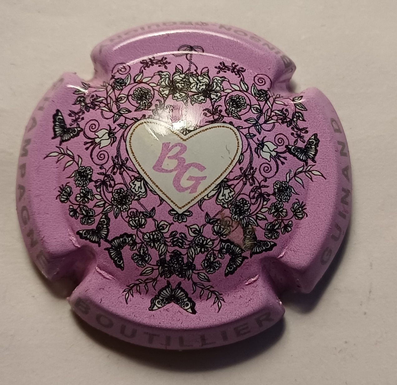 BELLE CAPSULE CHAMPAGNE BOUTILLIER GUINAND COEUR REF N°6b NEWS