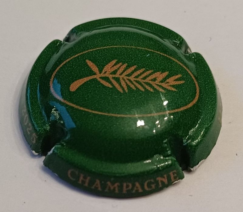 BELLE CAPSULE CHAMPAGNE COMTESSE LA FEE FESTIVAL CANNES 120EX REF N°91c NEWS