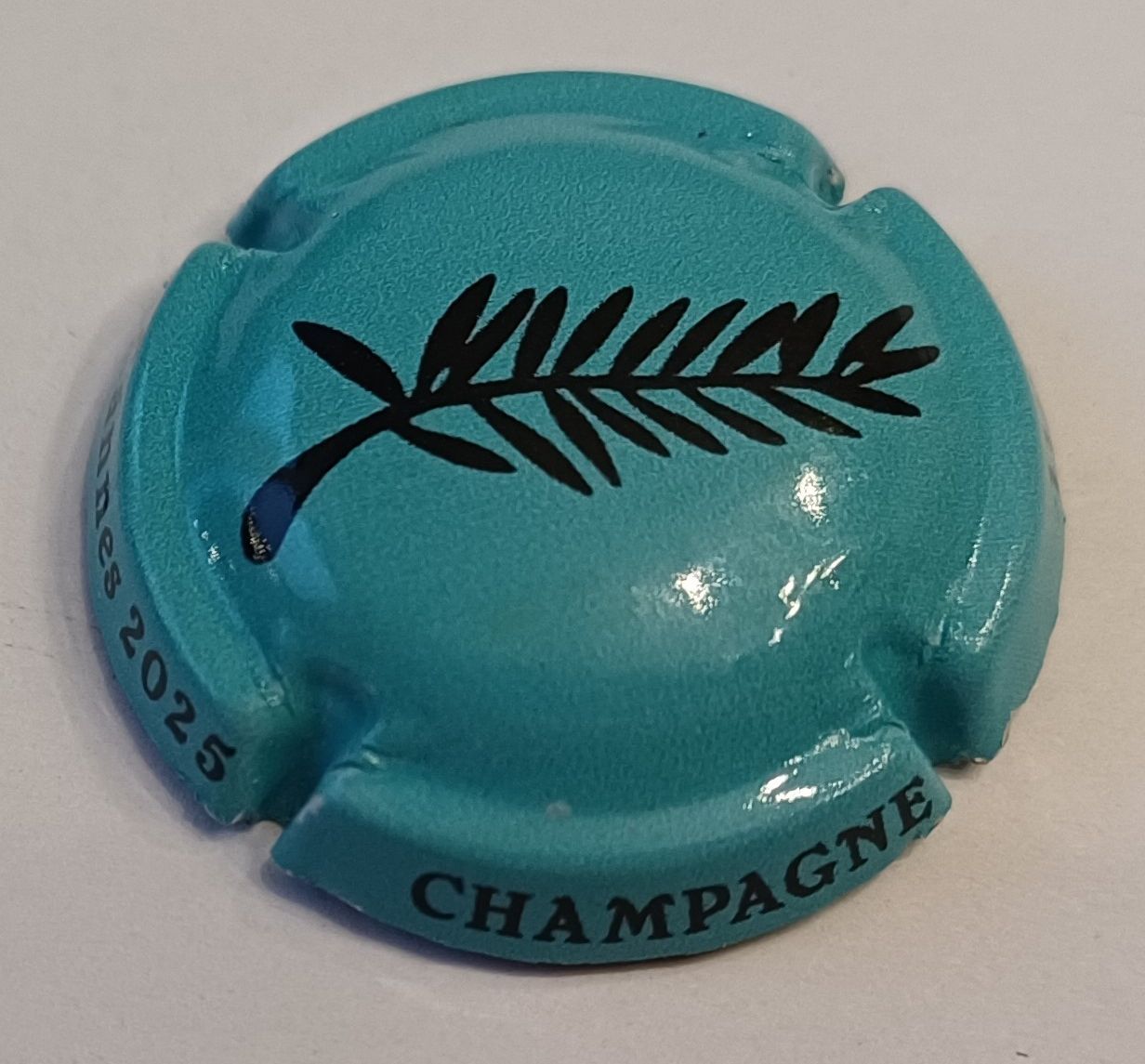 BELLE CAPSULE CHAMPAGNE COMTESSE LA FEE FESTIVAL CANNES 120EX REF N°91b NEWS