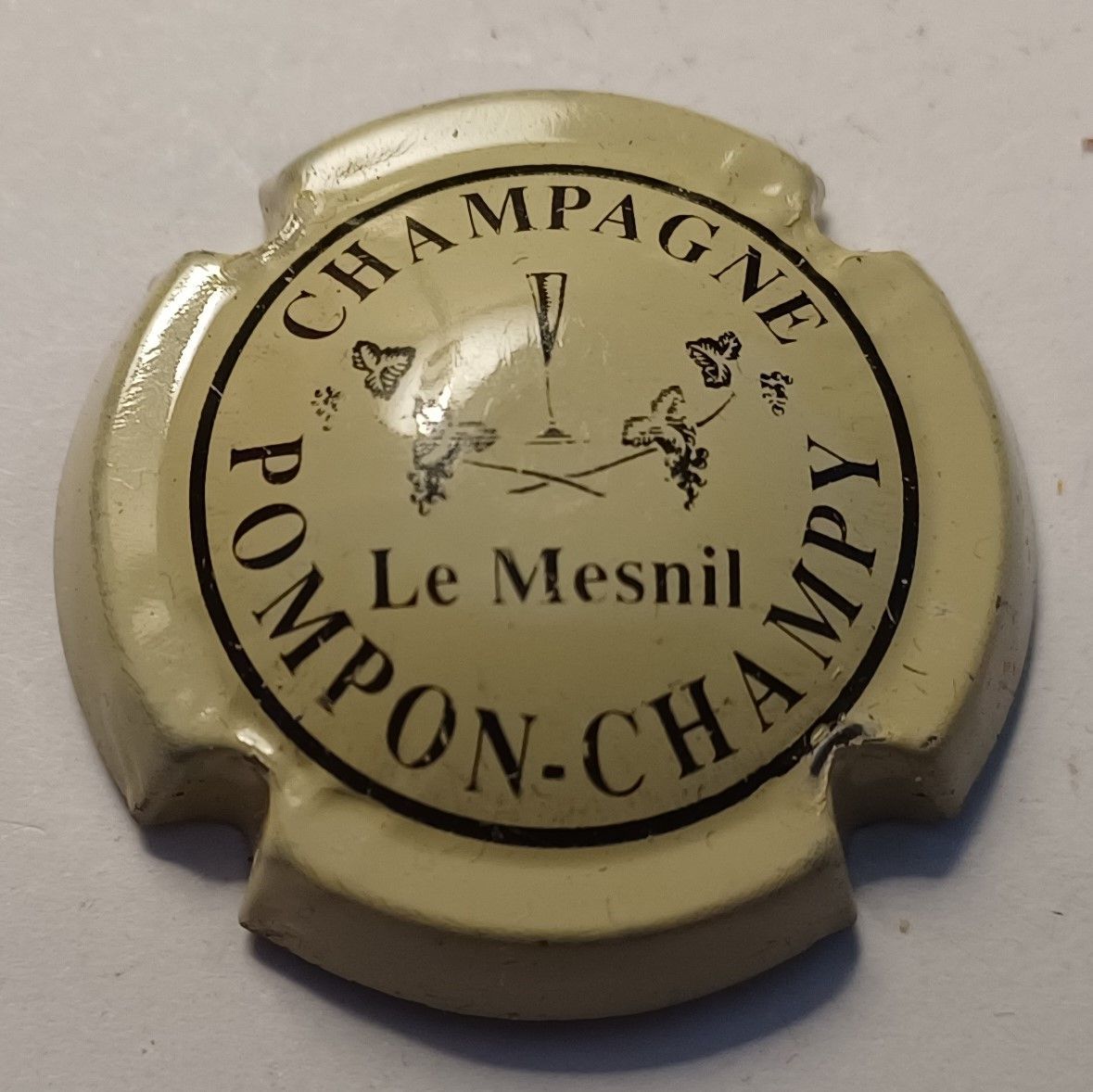 CAPSULE CHAMPAGNE POMPON CHAMPY REF N°1 NEWS