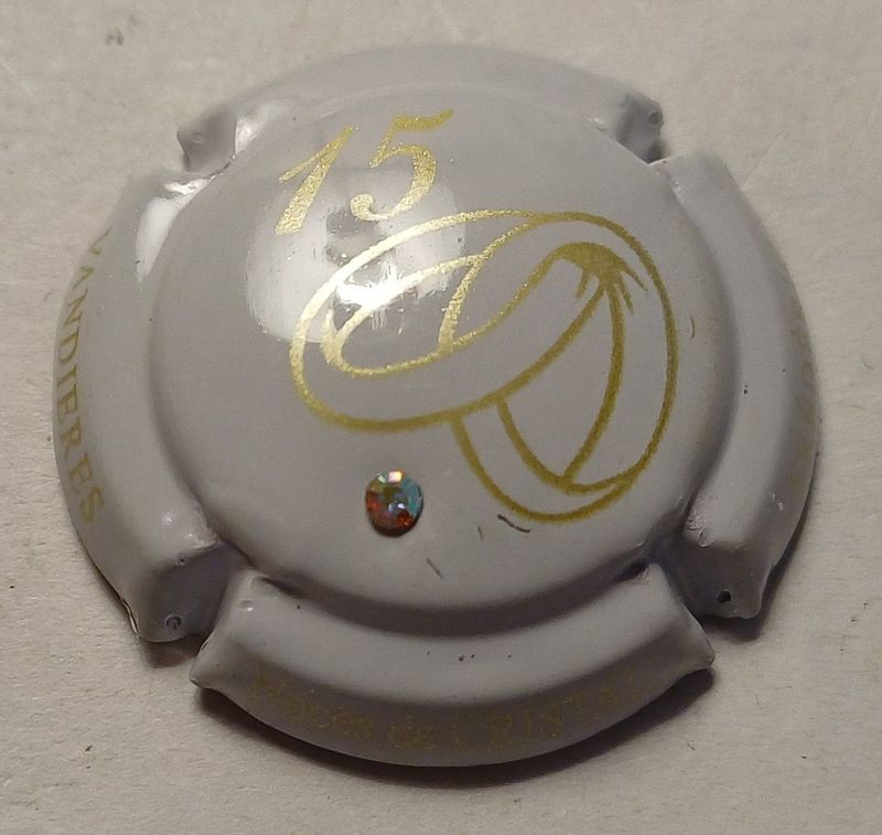 BELLE CAPSULE CHAMPAGNE NOWACK 15 ANS NOCES DE CRISTAL N°64 NEWS