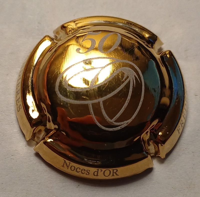 BELLE CAPSULE CHAMPAGNE NOWACK 50 ANS NOCES D'OR N°64g NEWS