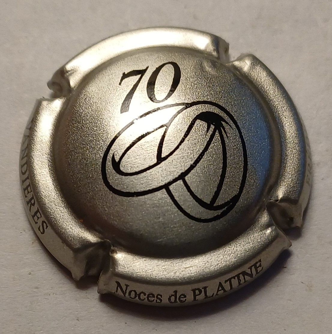 BELLE CAPSULE CHAMPAGNE NOWACK 70 ANS NOCES DE PLATINE N°64j NEWS