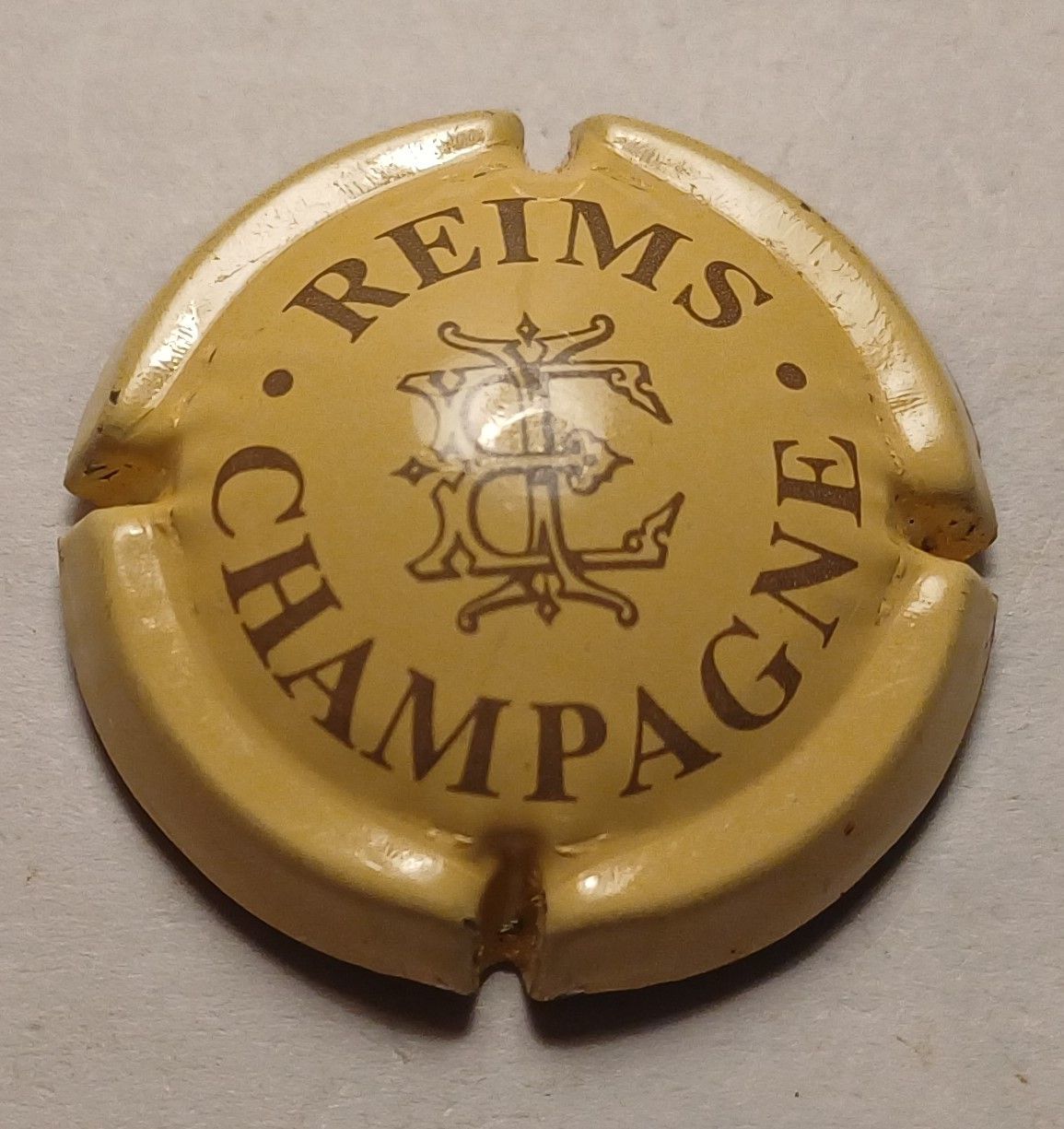 BELLE CAPSULE CHAMPAGNE IRROY REF N°3 NEWS