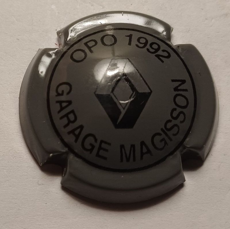BELLE CAPSULE CHAMPAGNE GARAGE MAGISSON 1993 COMPLAISANCE NEWS