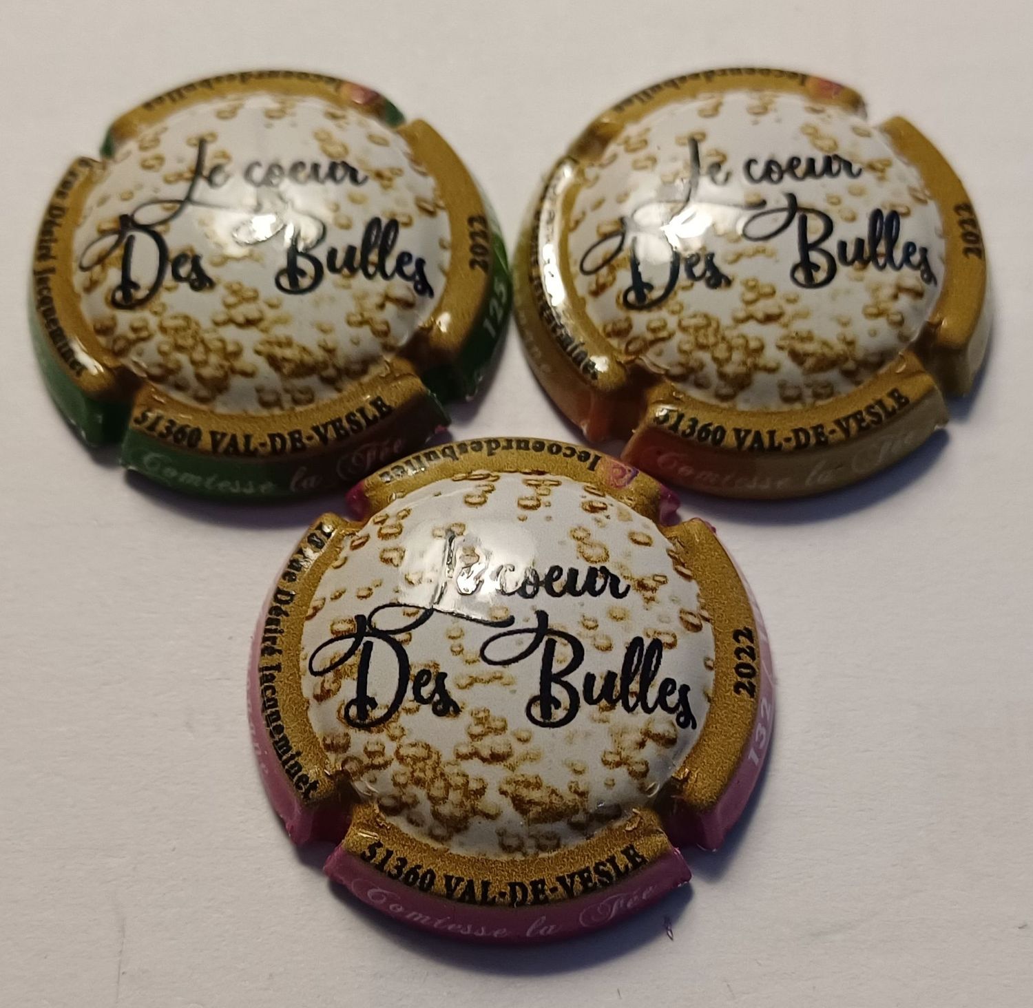 3 BELLES CAPSULES CHAMPAGNE COMTESSE LA FEE LE COEUR DES BULLES 180EX REF N°67 a 67b NEWS
