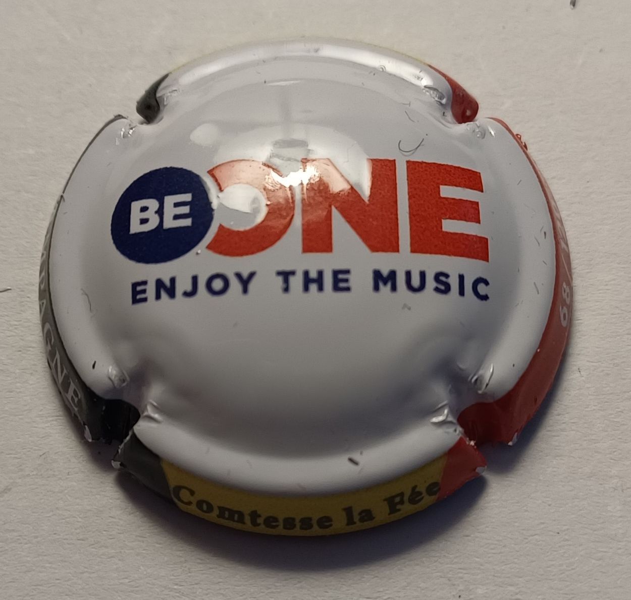 BELLE CAPSULE CHAMPAGNE COMTESSE LA FEE ONE 2024 120EX REF N°130 NEWS