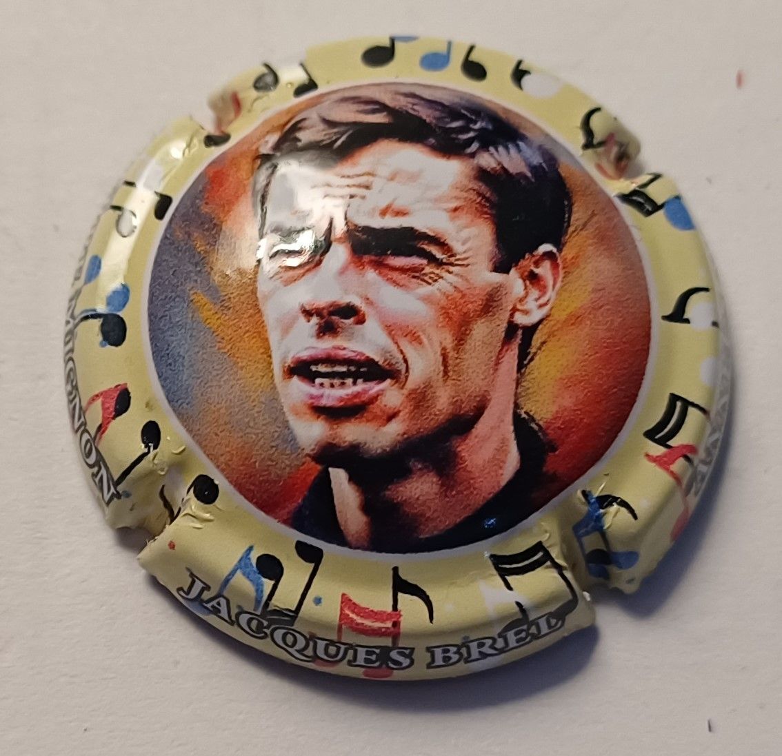 BELLE CAPSULE CHAMPAGNE PIERRE MIGNON JACQUES BREL REF N°302b NEWS