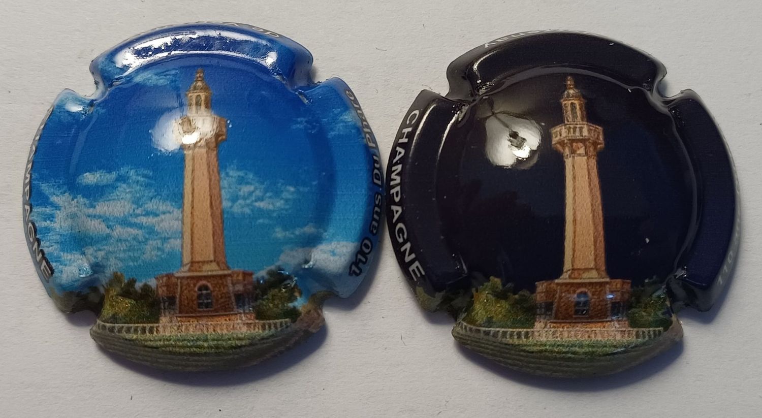 2 BELLES CAPSULES CHAMPAGNE VERZENAY 110 ANS DU PHARE REF N°21 et 22 NEWS