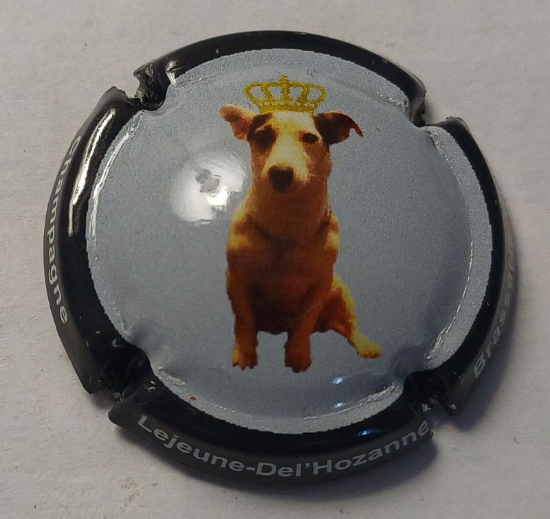 BELLE CAPSULE CHAMPAGNE LEJEUNE DEL'HOZANN REF N°52b CHIEN NEWS BELLE CAPSULE CHAMPAGNE LEJEUNE DEL'HOZANN REF N°52b CHIEN NEWS