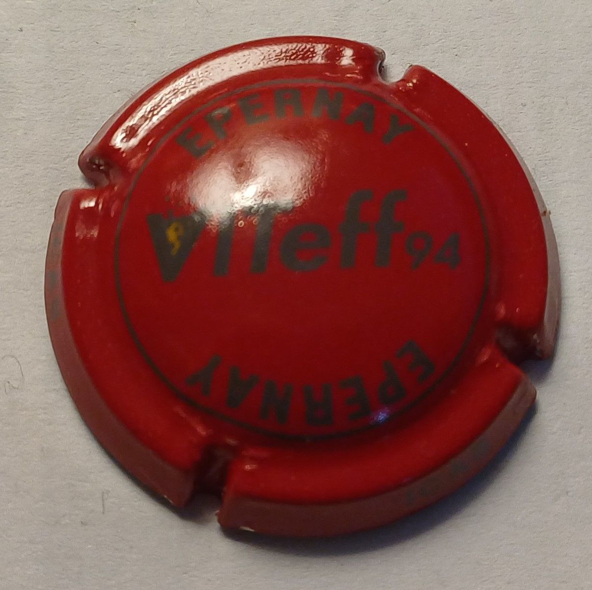 BELLE CAPSULE CHAMPAGNE VITEFF 94 REF N°4e NEWS