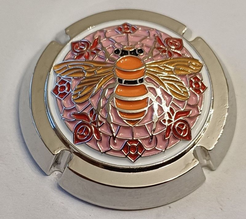 BELLE CAPSULE CHAMPAGNE BIJOU SAMPERS ABEILLE ARGENT 150EX 2026 NEWS