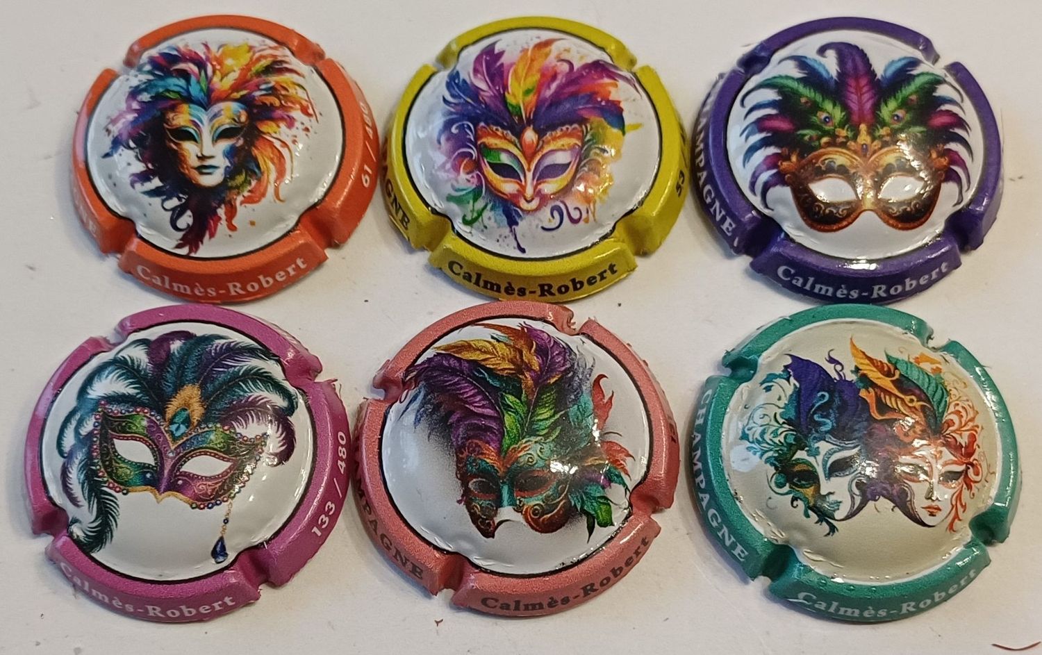 6 BELLES CAPSULES CHAMPAGNE CALMES ROBERT MASQUES DE VENISE 480EX  2026 NEWS