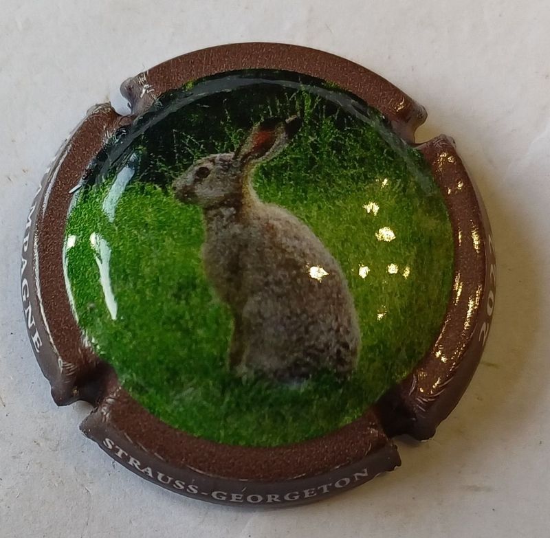 BELLE CAPSULE CHAMPAGNE STRAUSS GEORGETON CUVEE CHASSE REF N°67d NEWS