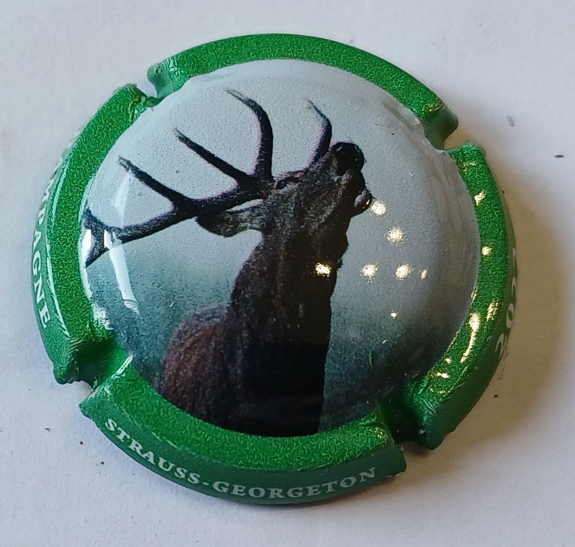 BELLE CAPSULE CHAMPAGNE STRAUSS GEORGETON CUVEE CHASSE REF N°67b NEWS