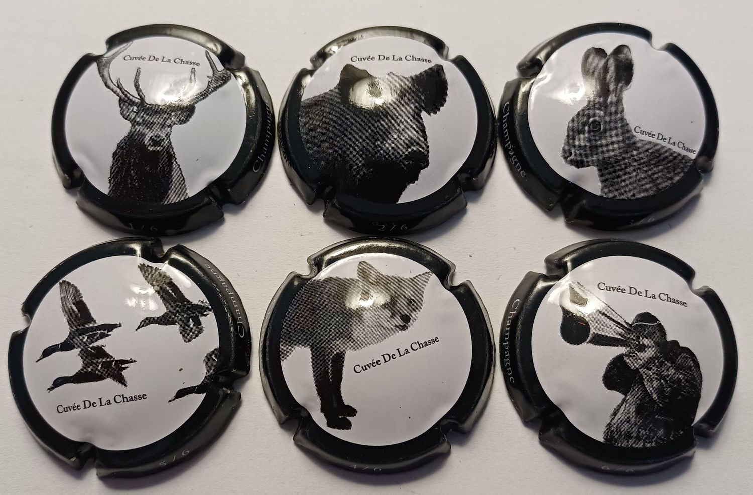 6 BELLES CAPSULES CHAMPAGNE GENERIQUE CUVEE CHASSE REF N°756c a 756ce NEWS