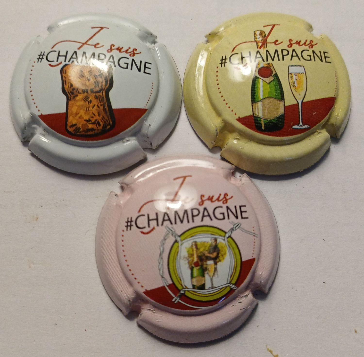 3 BELLES CAPSULES CHAMPAGNE GENERIQUE JE SUIS CHAMPAGNE REF N°1066 a 1066b NEWS