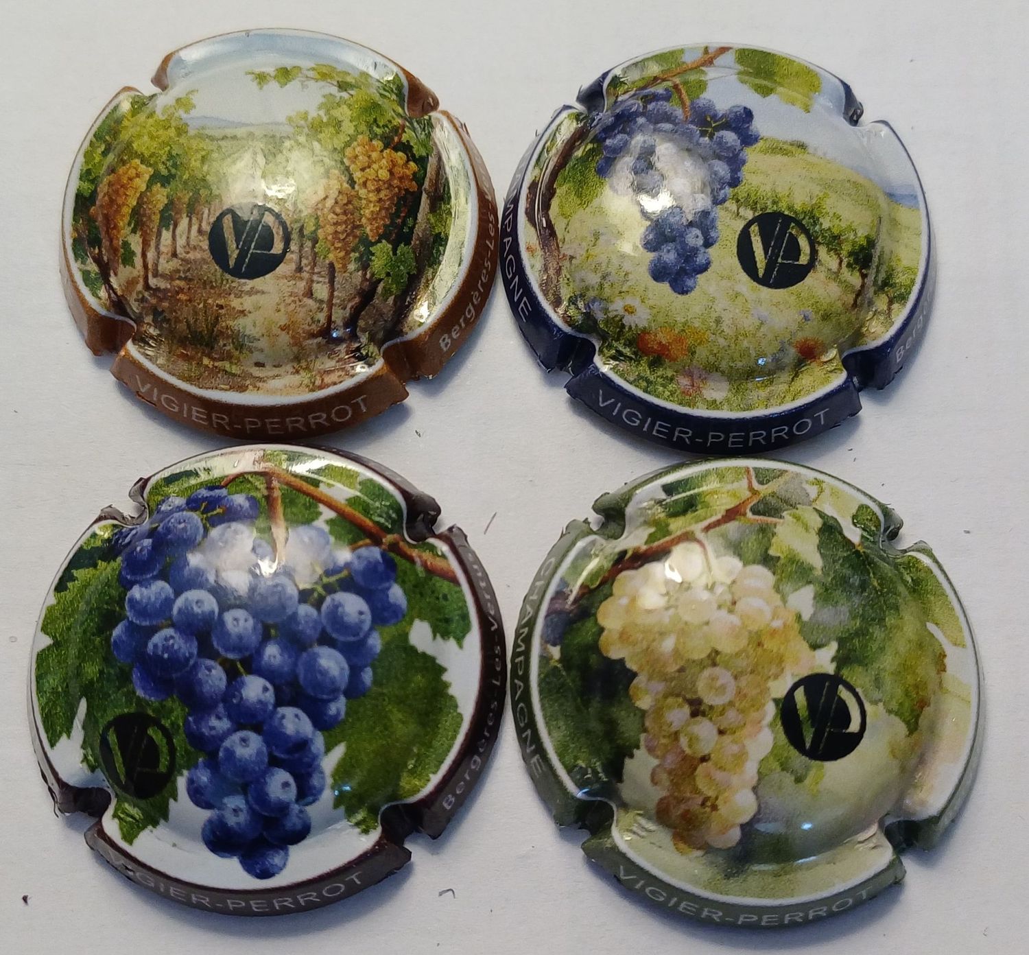 4 BELLES CAPSULES CHAMPAGNE VIGIER PERROT GRAPPE RAISIN 2026 NEWS