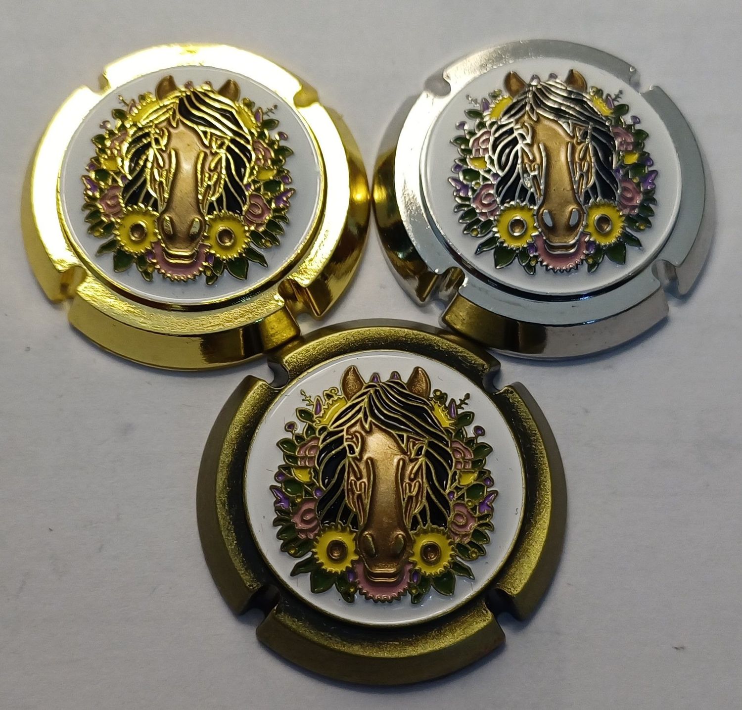 3 BELLES CAPSULES CHAMPAGNE BIJOU VIGIER PERROT CHEVAL 160EX 2025 NEWS