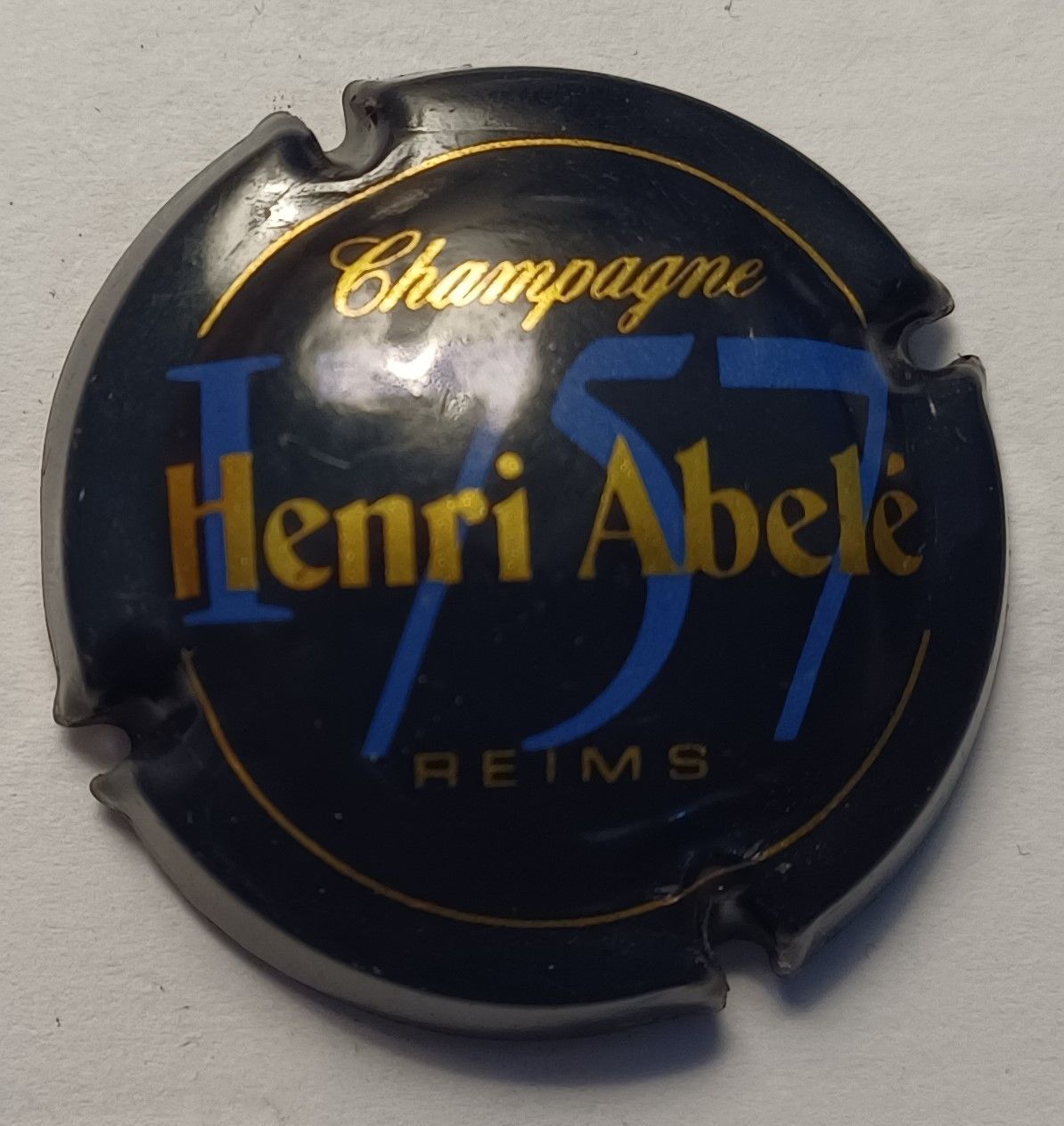 BELLE CAPSULE CHAMPAGNE HENRI ABELE 1757 RÉF 17 NEWS