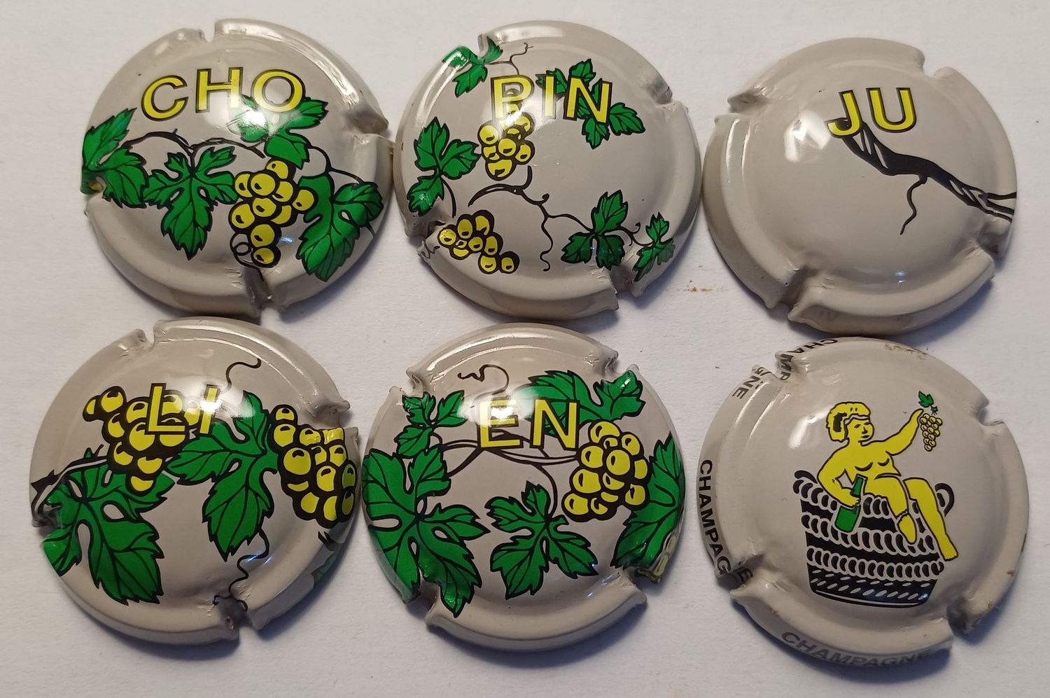 6 BELLES CAPSULES CHAMPAGNE CHOPIN JULIEN FOND GRIS REF N°9 A 9e NEWS