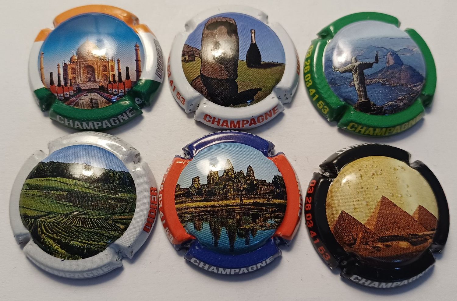 6 BELLES CAPSULES CHAMPAGNE HERBERT DIDIER N°211 A 211e NEWS