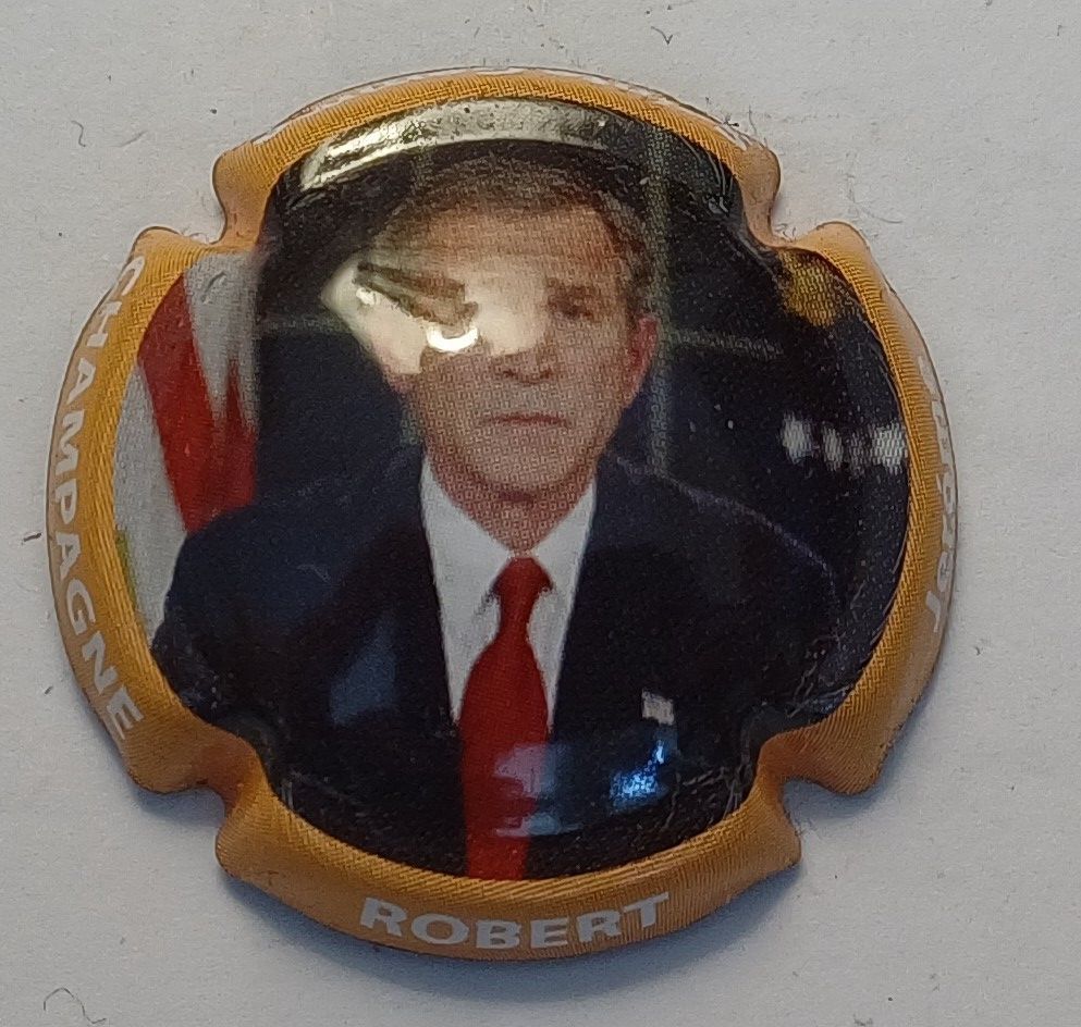 BELLE CAPSULE CHAMPAGNE ROBERT JEROME LES PRESIDENTS REF N° 11d NEWS