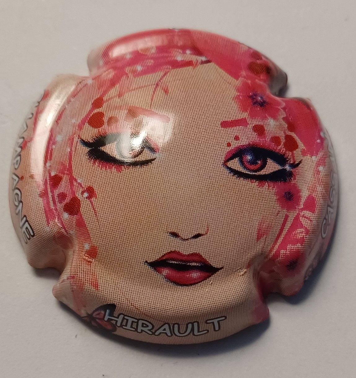 BELLE CAPSULE CHAMPAGNE HIRAULT CASSAN VISAGE FEMME REF N°5e  NEWS