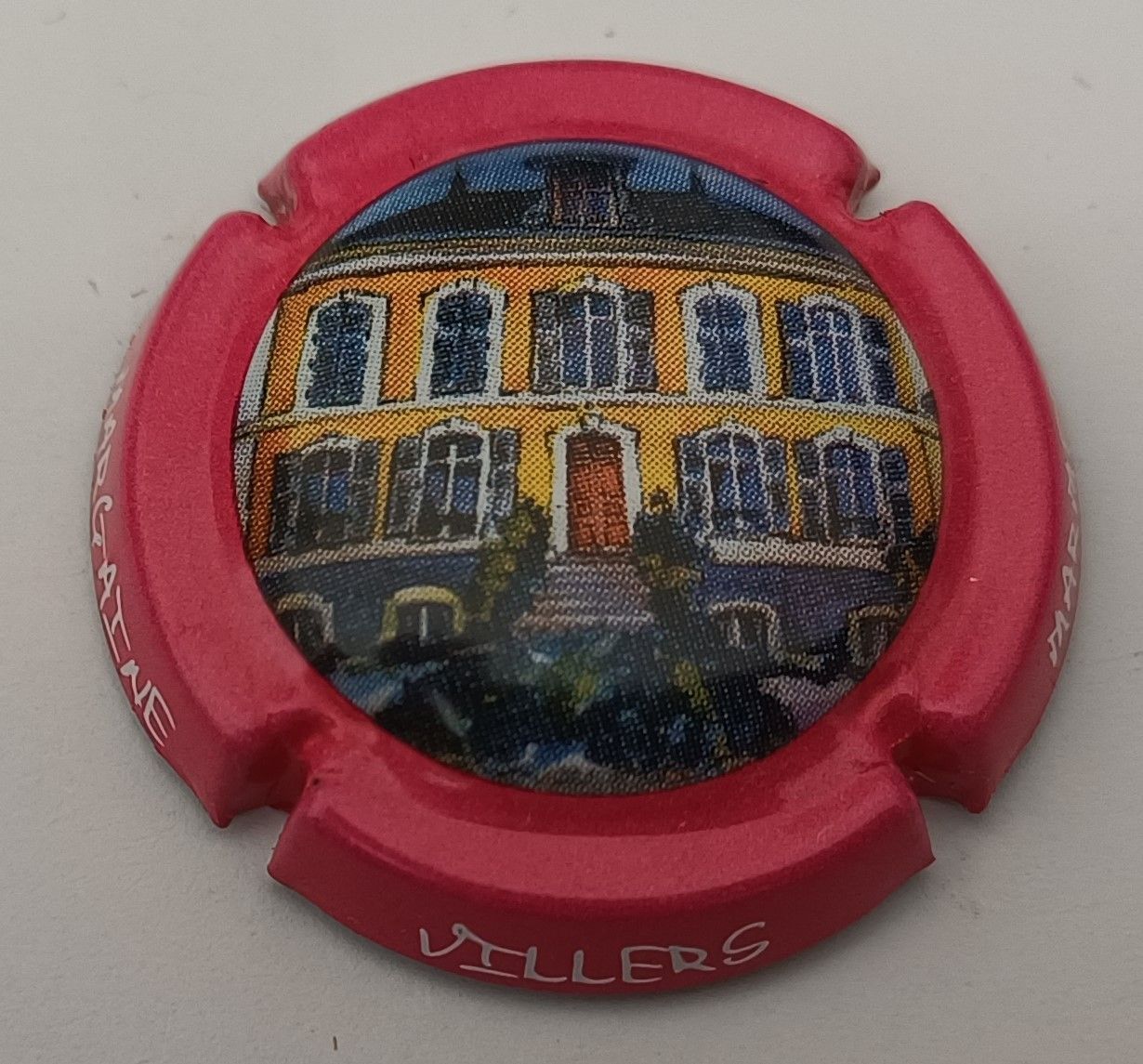 BELLE CAPSULE CHAMPAGNE MARGAINE.A RÉF N°19e NEWS