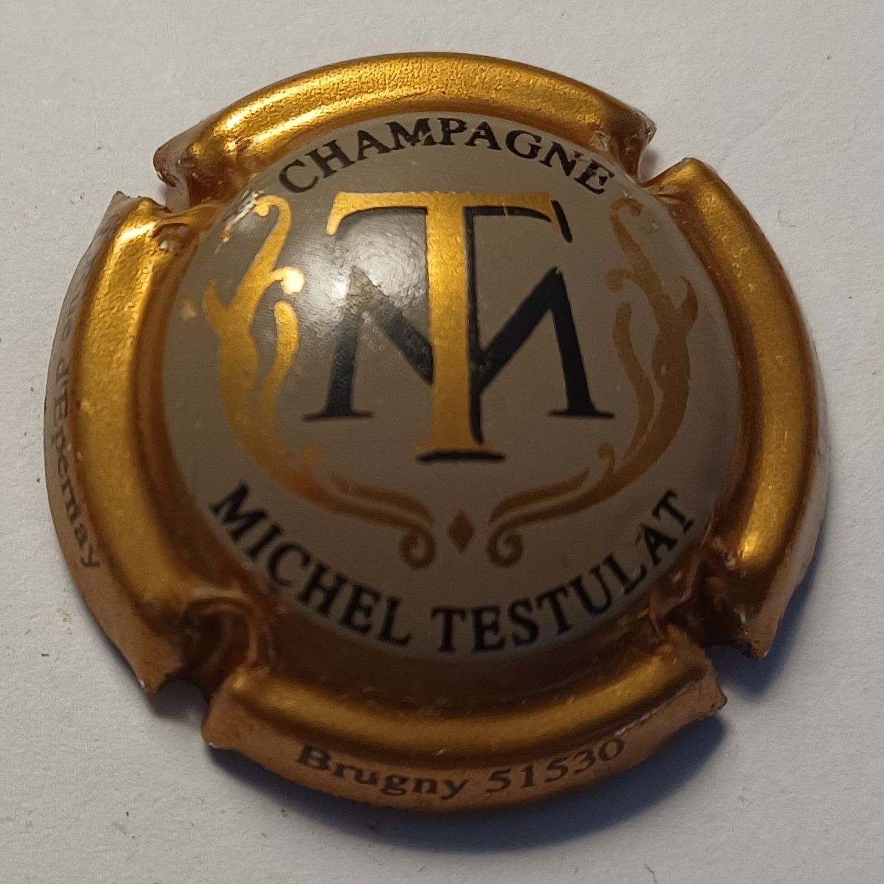 BELLE CAPSULE CHAMPAGNE TESTULAT MICHEL RÉF N°3d NEWS