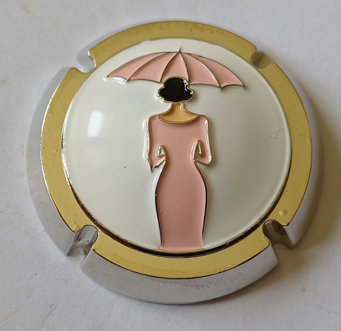 BELLE CAPSULE CHAMPAGNE BIJOU CROCHET & FILLLES 150EX NEWS