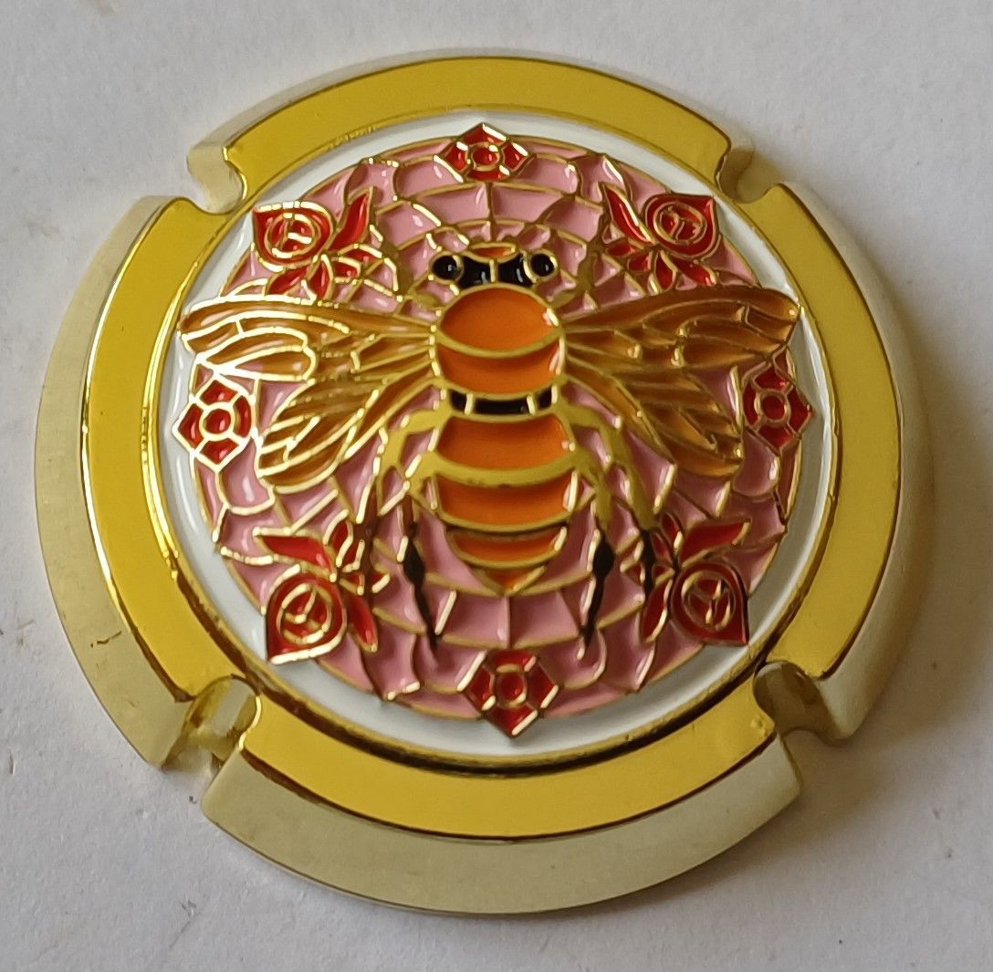 BELLE CAPSULE CHAMPAGNE BIJOU SAMPERS ABEILLE OR 150EX 2026 NEWS