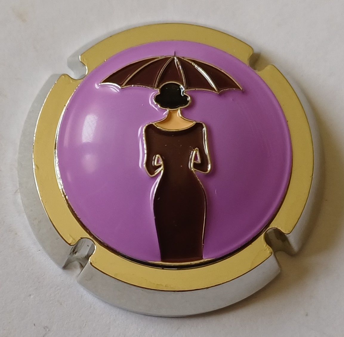 BELLE CAPSULE CHAMPAGNE BIJOU CROCHET & FILLLES 150EX NEWS