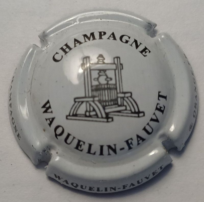BELLE CAPSULE CAHMPAGNE WAQUELIN FAUVET RÉF N°7e NEWS BELLE CAPSULE CAHMPAGNE WAQUELIN FAUVET RÉF N°7e NEWS