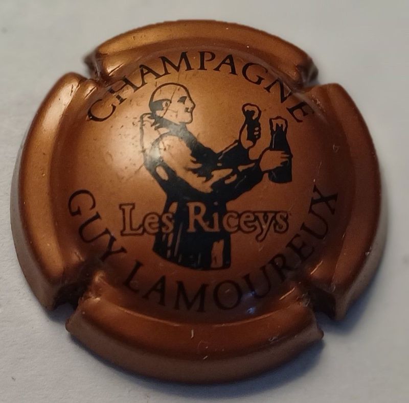 BELLE CAPSULE CHAMPAGNE GUY LAMOUREUX RÉF N°26f NEWS BELLE CAPSULE CHAMPAGNE GUY LAMOUREUX RÉF N°26f NEWS