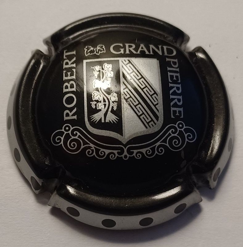 BELLE CAPSULE CHAMPAGNE ROBERT GRANDPIERRE REF N°8 NEWS BELLE CAPSULE CHAMPAGNE ROBERT GRANDPIERRE REF N°8 NEWS