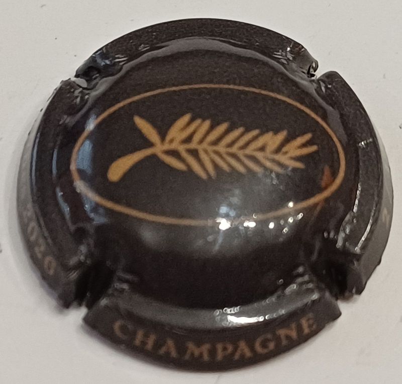 BELLE CAPSULE CHAMPAGNE COMTESSE LA FEE FESTIVAL CANNES 2026 120EX NEWS BELLE CAPSULE CHAMPAGNE COMTESSE LA FEE FESTIVAL CANNES 2026 120EX NEWS