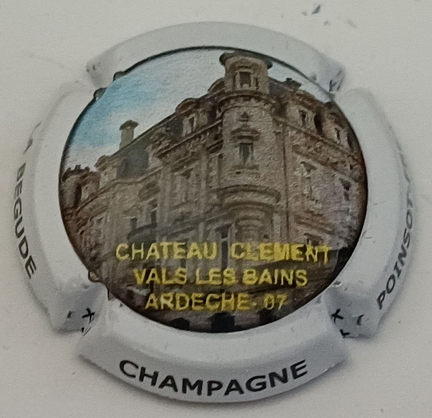 BELLE CAPSULE CHAMPAGNE POINSOT FRERE CHATEAU CLEMENT 1560EX REF N°1c NEWS