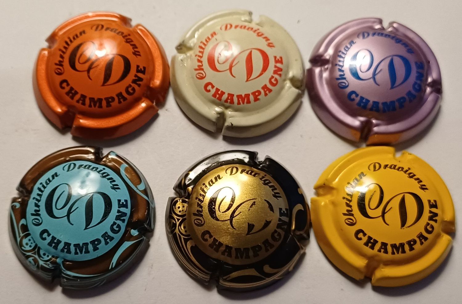 6 BELLES CAPSULES CHAMPAGNE DRAVIGNY CHRISTIAN INITIALE REF N° 4 a 4e NEWS