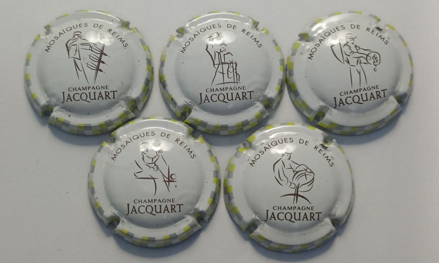 5 BELLES CAPSULES CHAMPAGNE JACQUART RÉF N°23a a 27a NEWS