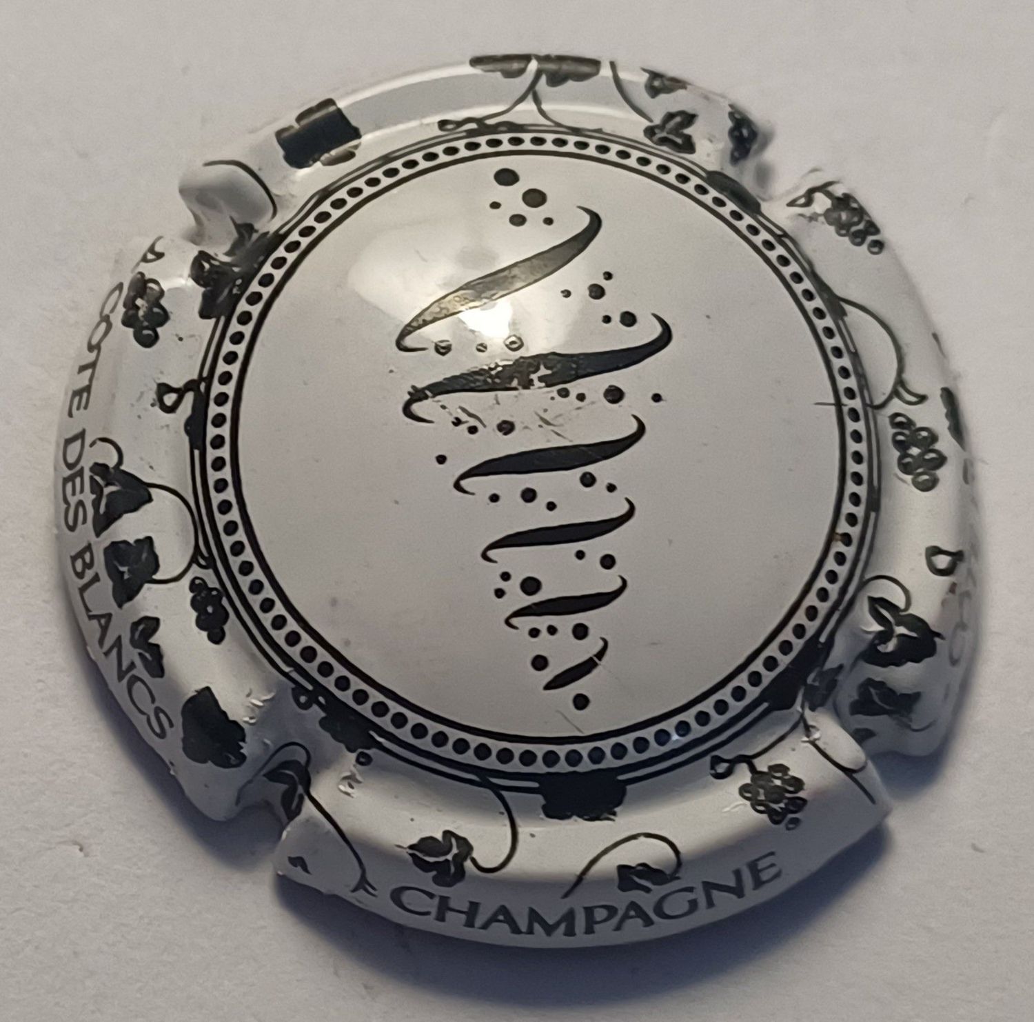 BELLE CAPSULE CHAMPAGNE COTE DES BLANCS RÉF N°2 NEWS
