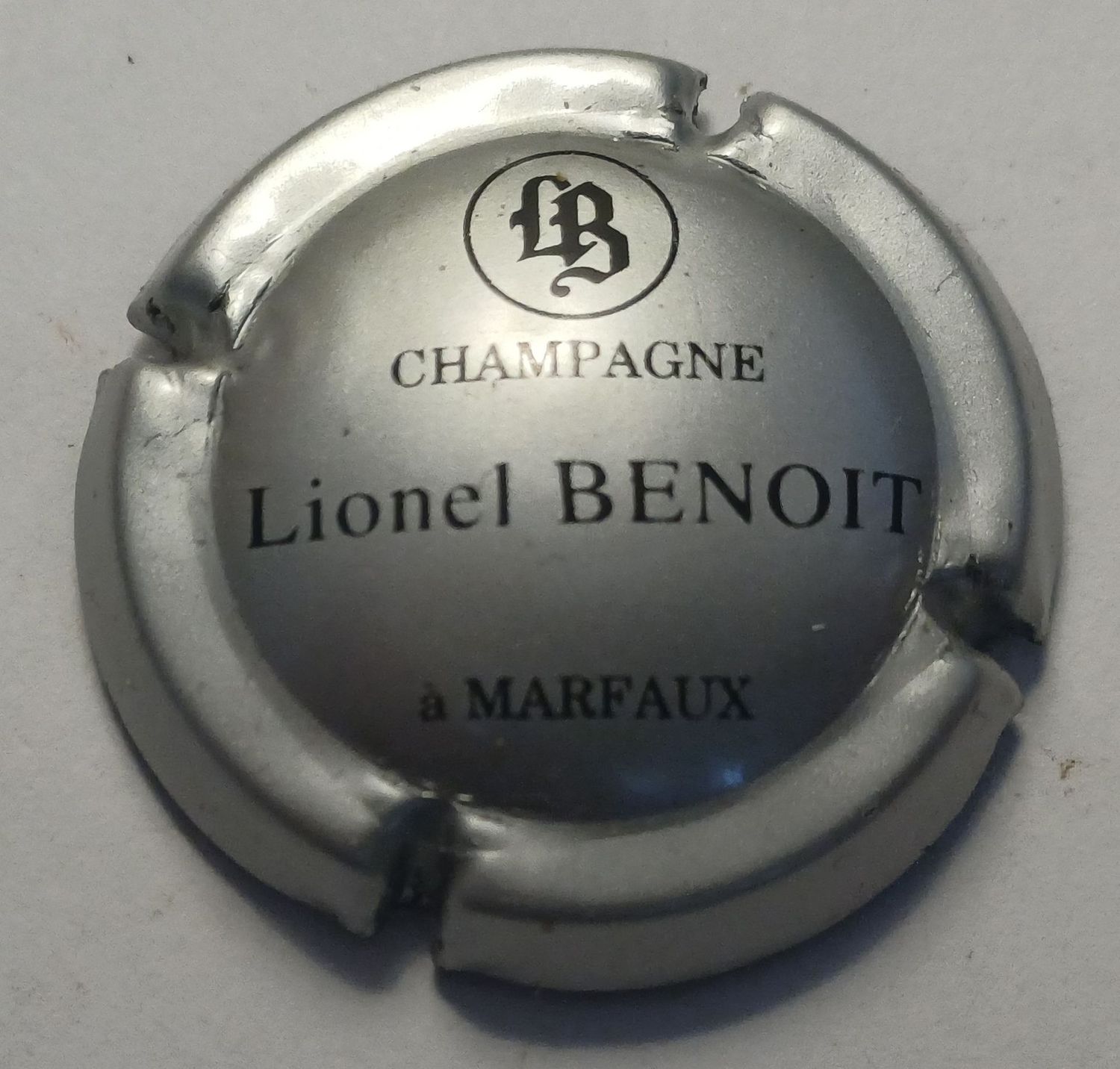 BELLE CAPSULE CHAMPAGNE LIONEL BENOIT REF N°5 NEWS